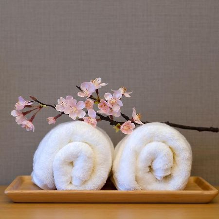 Cherry Blooming Tokyo- All Suite Boutique Hotel 东京伊樱里-中央区全套房艺术酒店 Εξωτερικό φωτογραφία