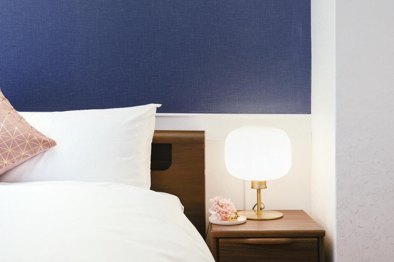 Cherry Blooming Tokyo- All Suite Boutique Hotel 东京伊樱里-中央区全套房艺术酒店 Εξωτερικό φωτογραφία