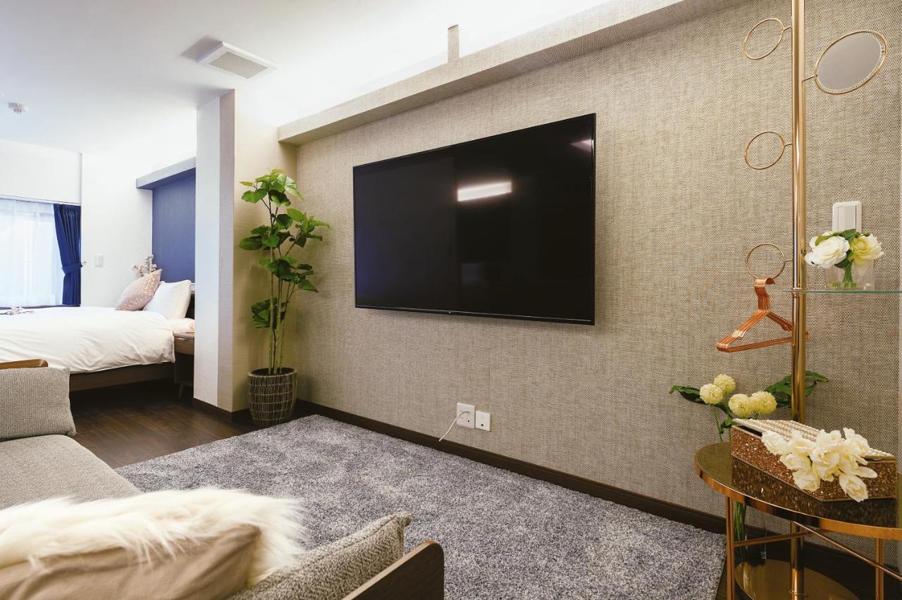 Cherry Blooming Tokyo- All Suite Boutique Hotel 东京伊樱里-中央区全套房艺术酒店 Εξωτερικό φωτογραφία